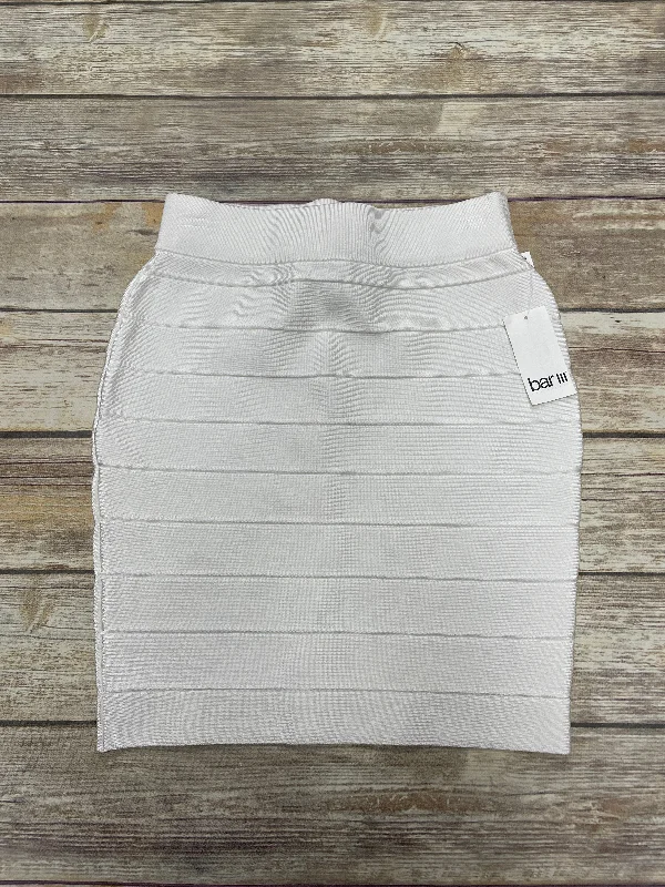 Skirt Mini & Short By Bar Iii In White, Size: Xs